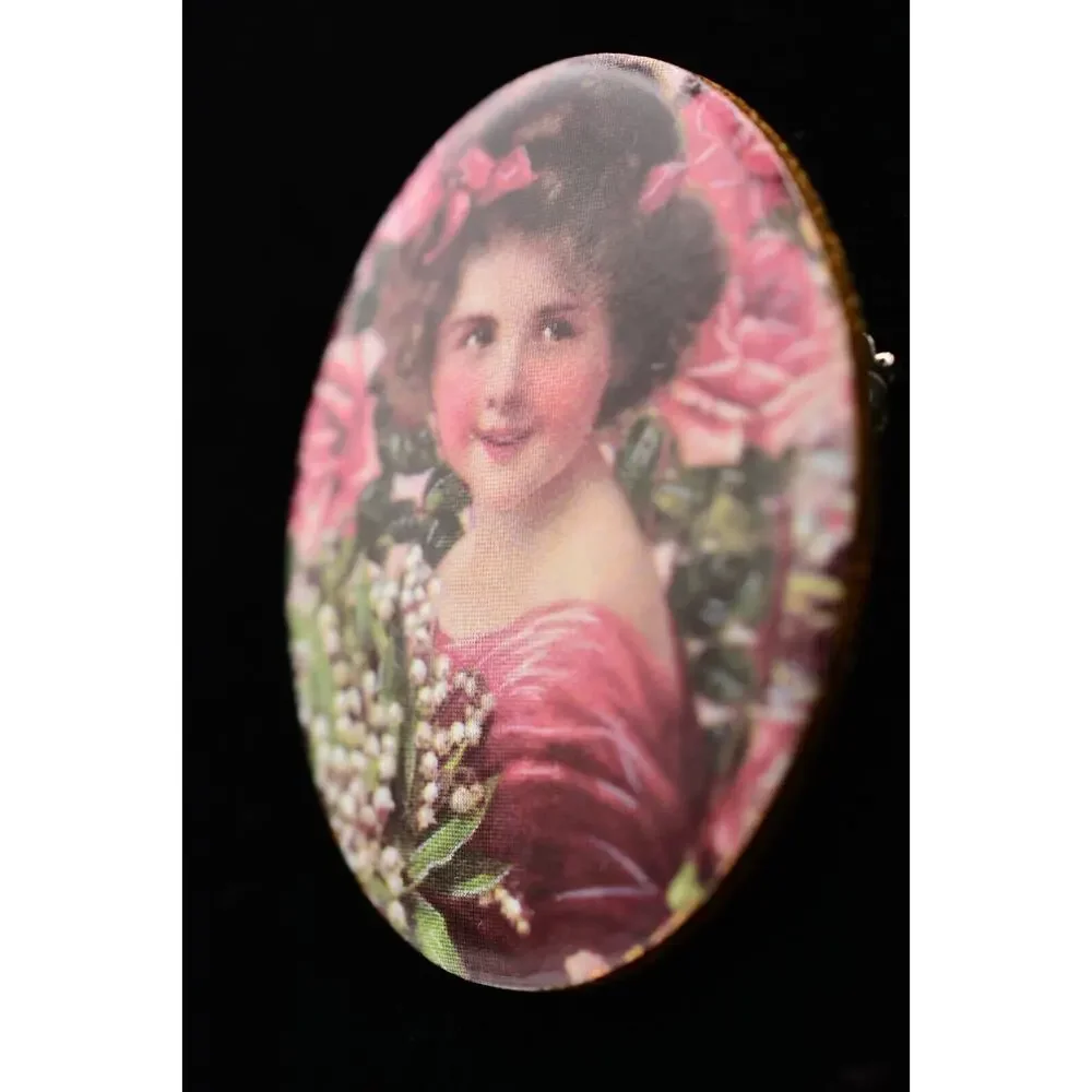 Vintage Porcelain Pin Brooch Girl Picture Screen Print Oldie Colorful 90s BinAT
